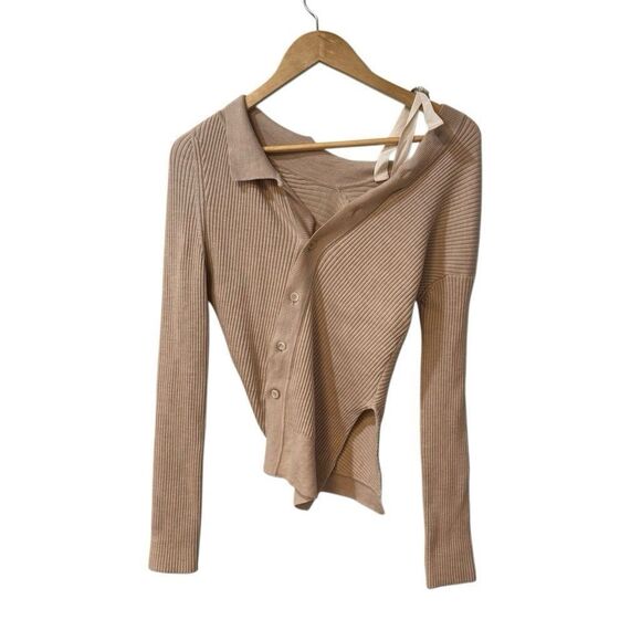 Jacquemus Asymmetric Ribbed Knit Cardigan with Strap in Beige Size 42 Wool Blend - Picture 3 of 13